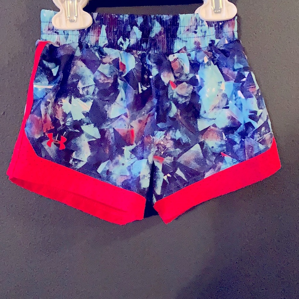 Little girl shorts.